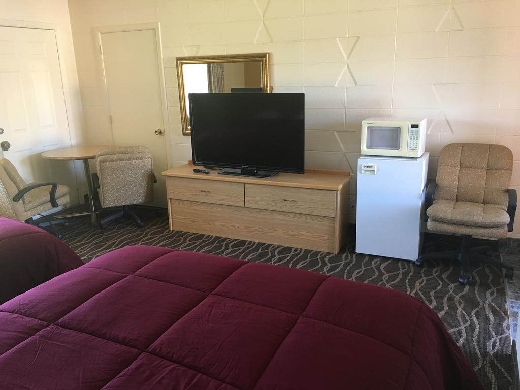 Budget Inn Motel 우드번 외부 사진