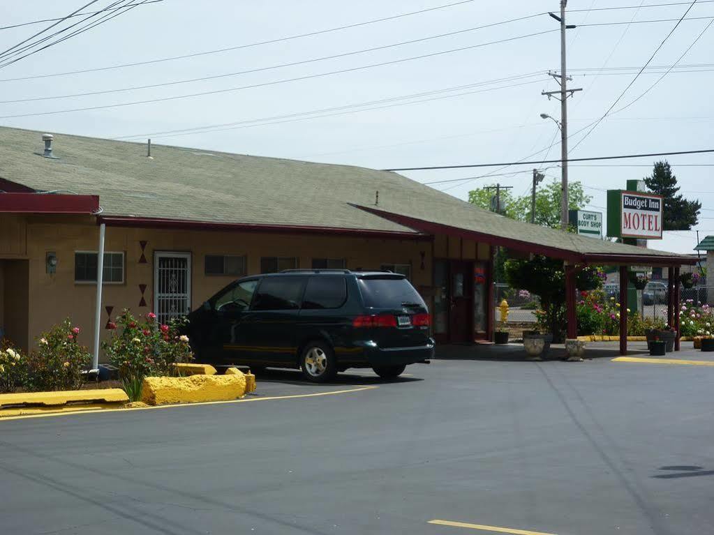 Budget Inn Motel 우드번 외부 사진