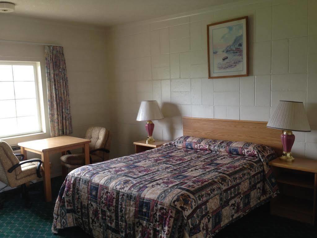 Budget Inn Motel 우드번 외부 사진